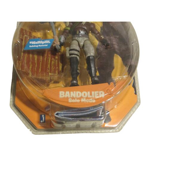 Fortnite Bandolier Solo Mode 4" Action Figure Jazwares With Accessories NIP - Picture 4 of 6
